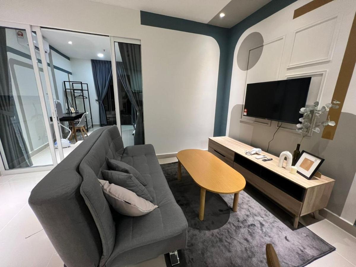 Kota Kinabalu City Centre @ The Shore By Casa Yolo Bagian luar foto