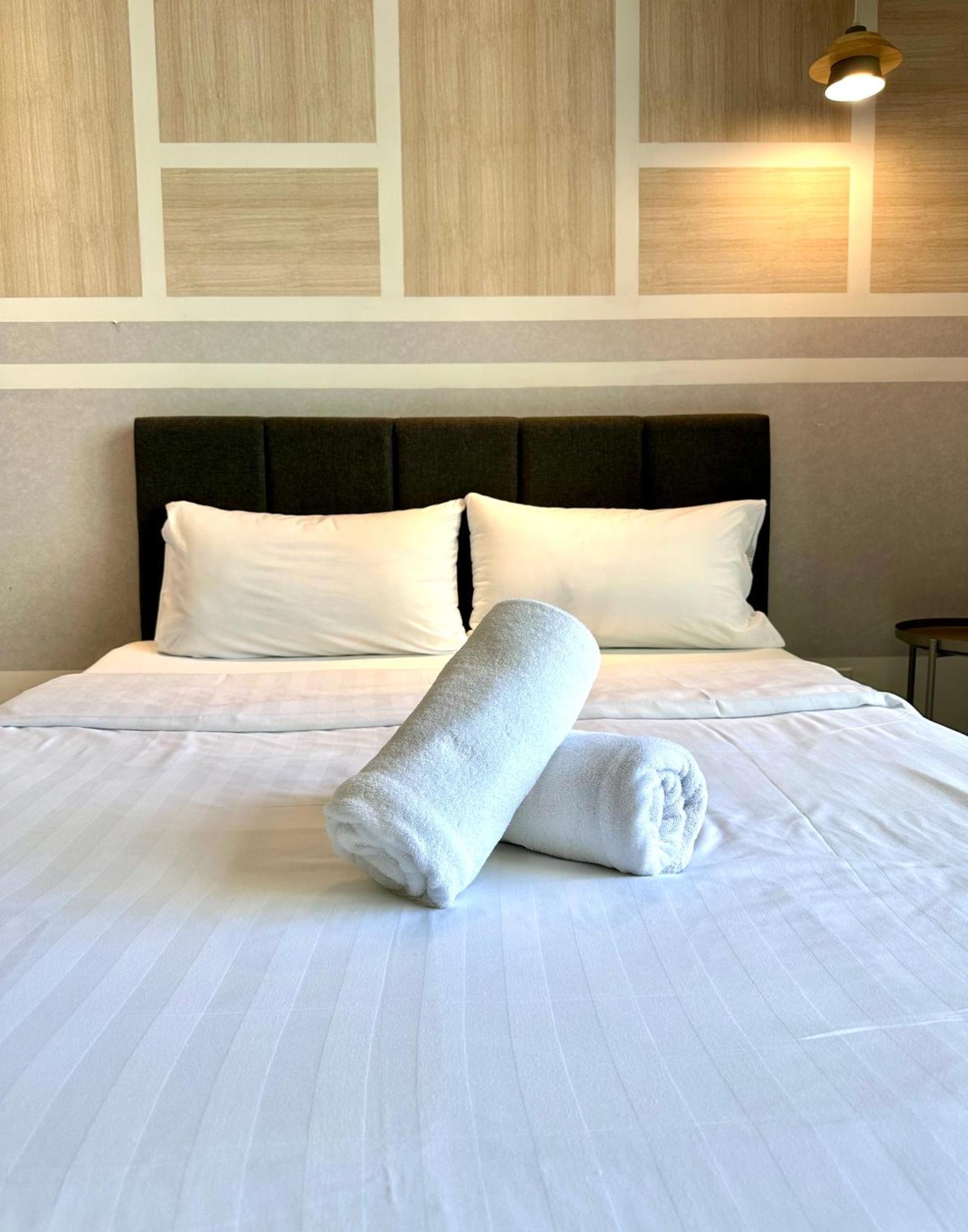 Kota Kinabalu City Centre @ The Shore By Casa Yolo Bagian luar foto